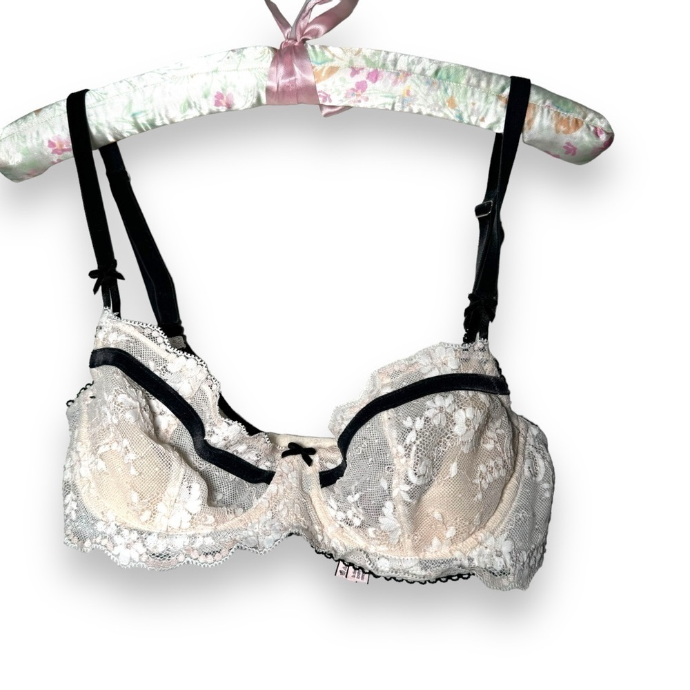 Victoria secret push up without padding lace bra 32D